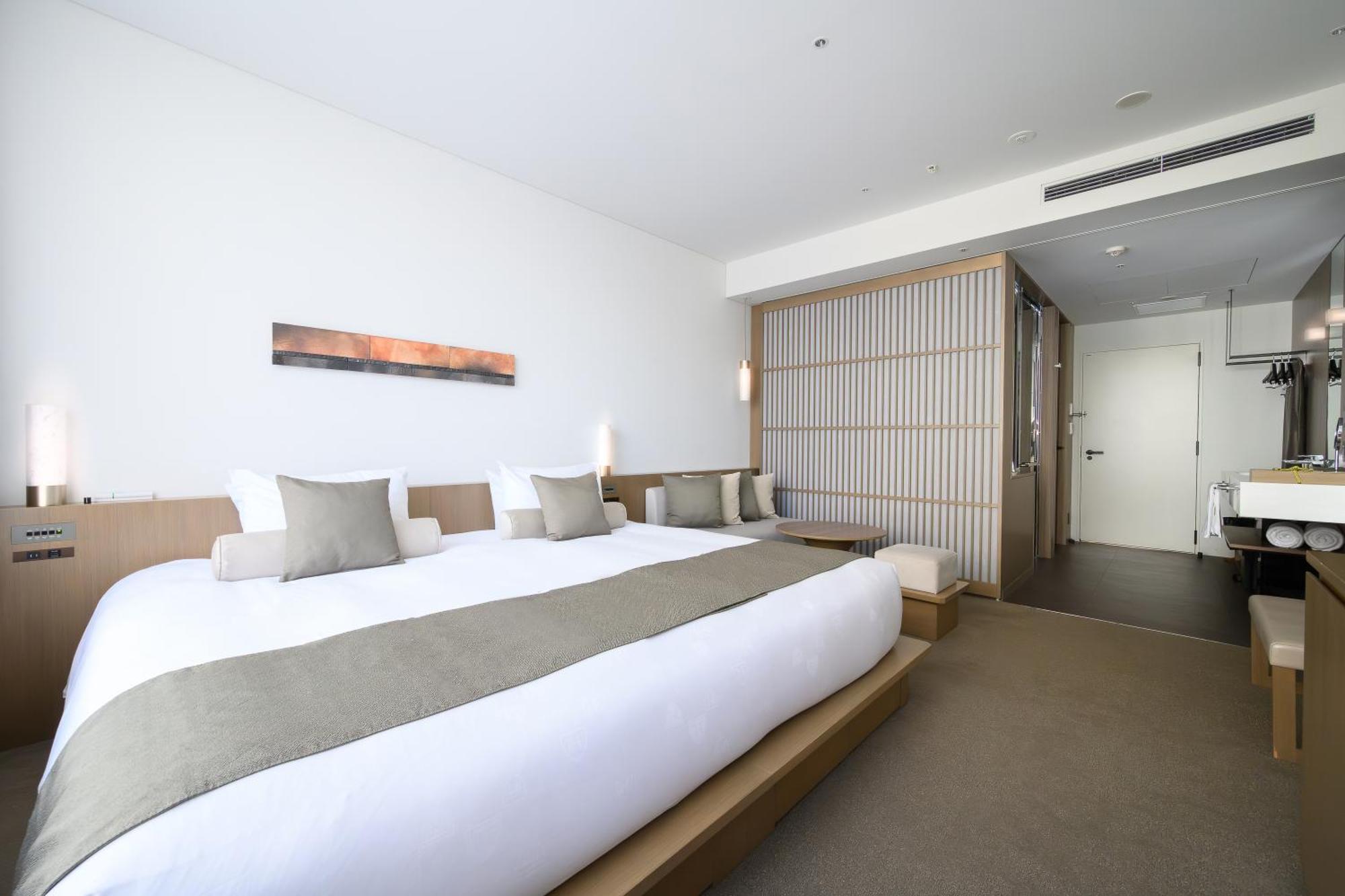 The Royal Park Hotel Iconic Kyoto Exterior photo